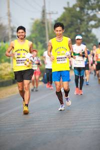 BIB: 254
                            <button type="button" onclick="openModal(9024413)" class="btn btn-primary btn-sm float-right btn-popup" data-toggle="modal" data-target=".modal-high-quality">
                        <i class="fas fa-shopping-cart"></i> Add to Cart
                    </button>
                                            <button type="button" onclick="isThisMe(9024413, true)" class="btn btn-success btn-sm float-right btn-popup btn-isme hidden" data-toggle="tooltip" data-placement="bottom" title="นี่คือรูปของคุณใช่ไหม คลิกที่นี่เพื่อเอาเข้าอัลบั้ม">
                        <i class="fas fa-plus"></i> Add to album
                    </button>
                    <button type="button" onclick="isThisMe(9024413, false)" class="btn btn-warning btn-sm float-right btn-popup btn-isnotme hidden">
                        <i class="fas fa-ban"></i> Remove from album
                    </button>
